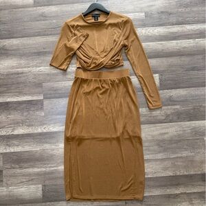 Elegant Tan Women's Skirt